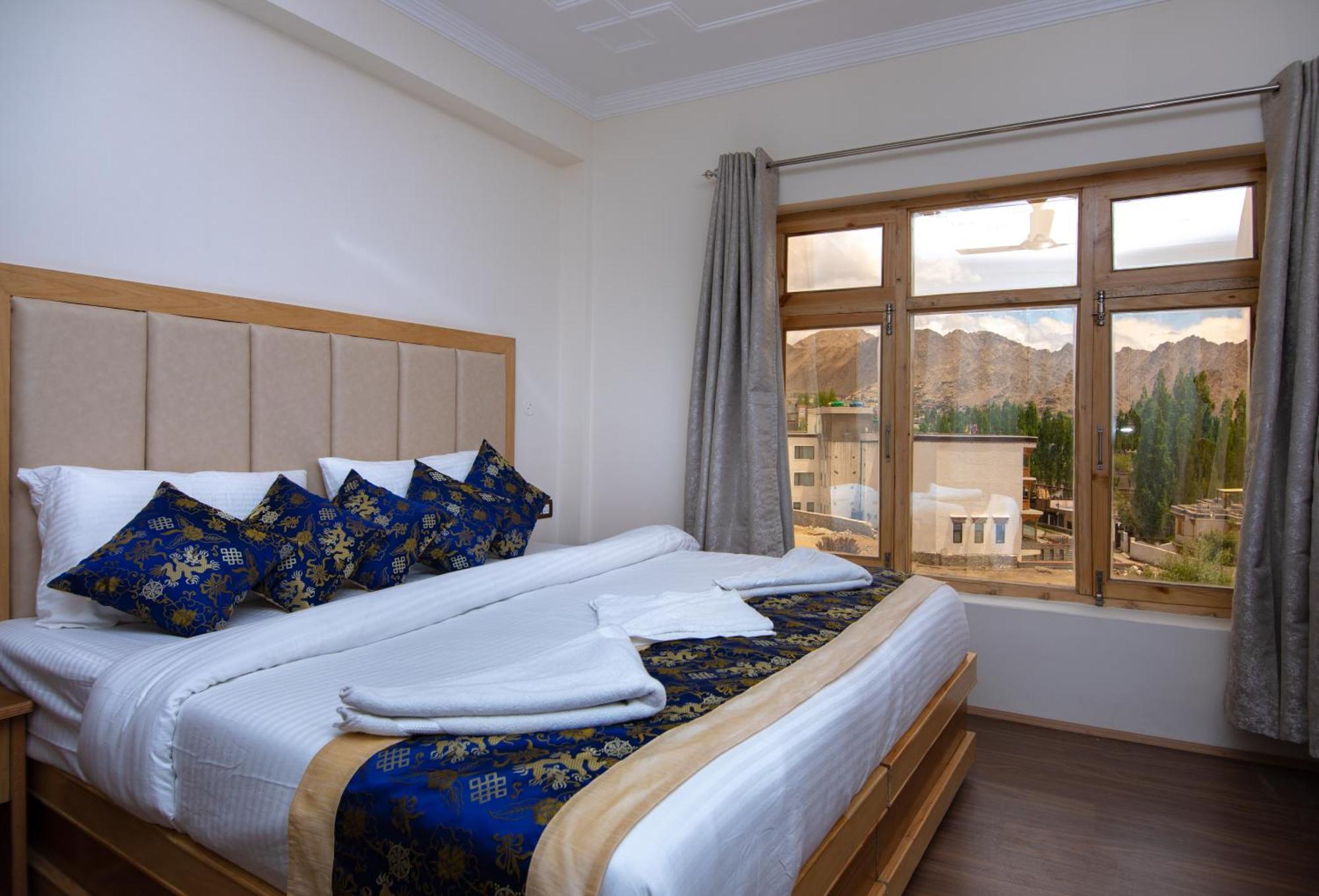 The Nangsay Hotel Лех Екстер'єр фото